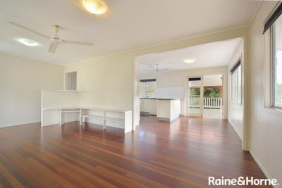 /international/au/14-dalton-street-clinton-qld-151174892/