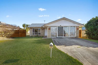 /international/au/17-sandalwood-street-narangba-qld-152539972/