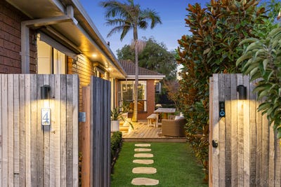/international/au/4-sheraton-court-ocean-grove-vic-151234964/