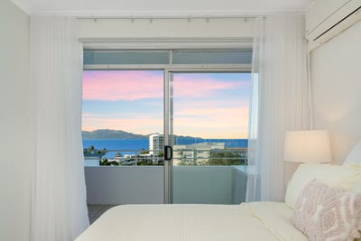 /international/au/10-23a-cleveland-terrace-north-ward-qld-151150708/