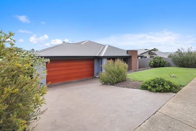 /international/au/105-parr-street-leongatha-vic-150802244/