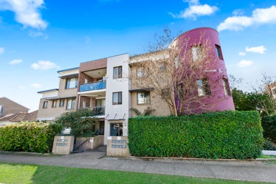 /international/au/6-77-79-mountford-avenue-guildford-nsw-148616908/?lang=it