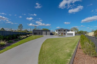 /international/au/41-friesian-court-chatsworth-qld-152473692/