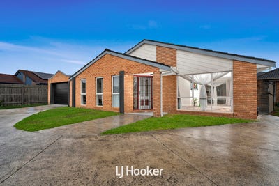 /international/au/15-katrina-close-hallam-vic-151162332/