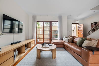 /international/au/233-york-street-subiaco-wa-152647648/