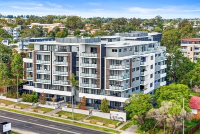 /international/au/9-144-148-high-street-penrith-nsw-151263740/