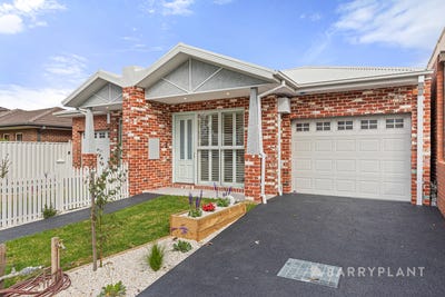 /international/au/9b-neil-street-hadfield-vic-149552872/