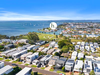 /international/au/13-george-street-ormiston-qld-151307716/