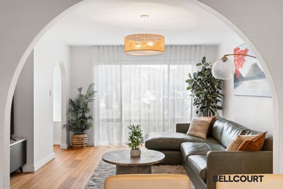 /international/au/4-4-saunders-street-como-wa-151436932/
