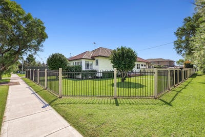 /international/au/28-faithfull-street-richmond-nsw-150610608/