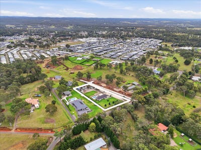 /international/au/110-brundah-road-thirlmere-nsw-151625696/