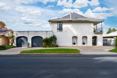 /international/au/358-eden-street-lavington-nsw-151323948/