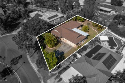/international/au/13-rubicon-court-collingwood-park-qld-151523352/
