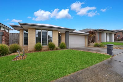 /international/au/21-ambleside-way-officer-vic-152561908/