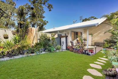 /international/au/12-425-terrigal-drive-erina-nsw-148480500/