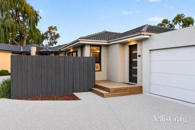 /international/au/1-8-kathy-court-mooroolbark-vic-151255840/