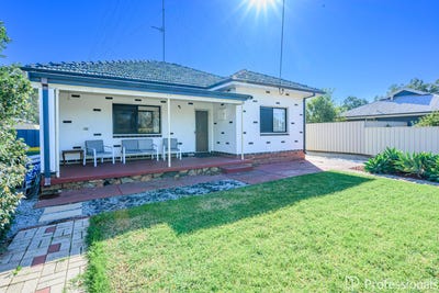 /international/au/4-forrest-street-northam-wa-151519084/