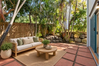 /international/au/8-12-jubilee-terrace-ashgrove-qld-152388644/