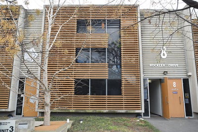 /international/au/3-8-rocklea-drive-port-melbourne-vic-504955772/