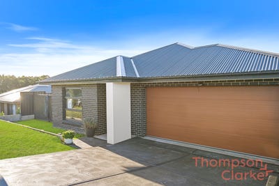 /international/au/3-duguid-street-farley-nsw-150694232/