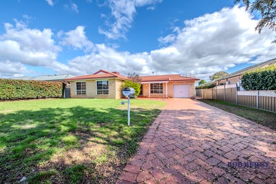 /international/au/26-eden-park-avenue-dubbo-nsw-151587320/