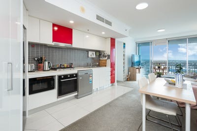 /international/au/21007-5-lawson-street-southport-qld-152592100/
