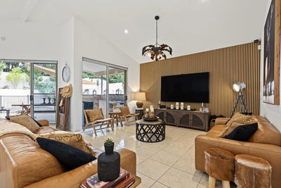 /international/au/2-4-andromeda-parade-robina-qld-152701216/