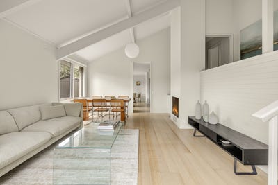 /international/au/3-snead-court-mount-waverley-vic-150919068/