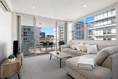 /international/au/184-30-gladstone-avenue-wollongong-nsw-151375436/