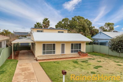 /international/au/37-caroline-street-dubbo-nsw-148652604/?lang=en