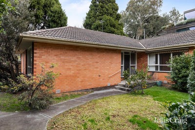 /international/au/6-92-union-road-surrey-hills-vic-148704456/