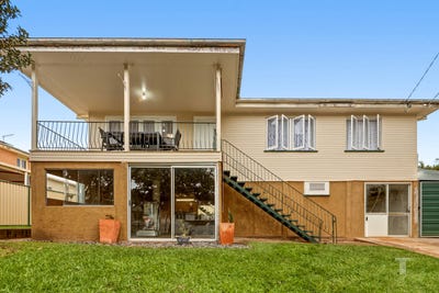 /international/au/7-olivella-street-mansfield-qld-151336408/