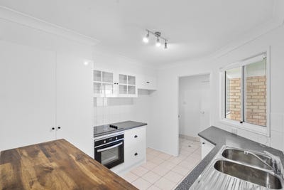 /international/au/6-70-ridgevale-drive-helensvale-qld-151180896/