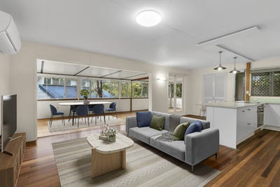 /international/au/15-kenhaven-street-kenmore-qld-148643852/