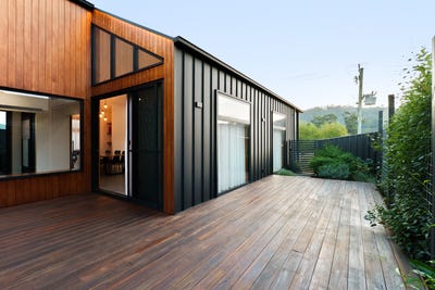 /international/au/135a-sheffield-road-spreyton-tas-151177624/