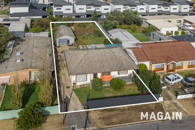 /international/au/28-saltash-avenue-christies-beach-sa-151324688/