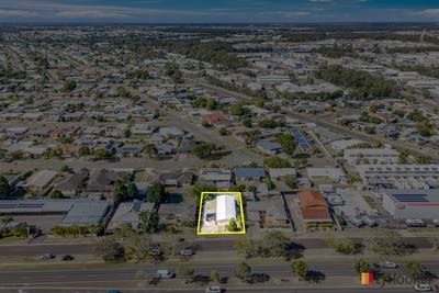 /international/au/86-takalvan-street-svensson-heights-qld-151658500/