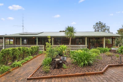 /international/au/16-gum-avenue-victor-harbor-sa-152554700/