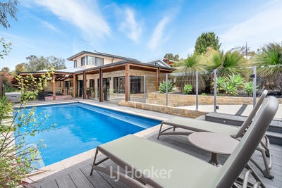 /international/au/5-clinker-drive-dunsborough-wa-152546392/