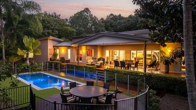 /international/au/8-mango-court-doonan-qld-151139008/