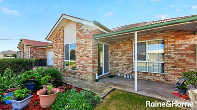 /international/au/1-6-bell-place-warwick-qld-151537484/