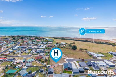 /international/au/21-beachrock-view-east-devonport-tas-204455044/