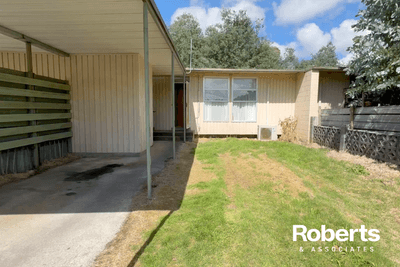 /international/au/13-leatherwood-place-rosebery-tas-151019452/