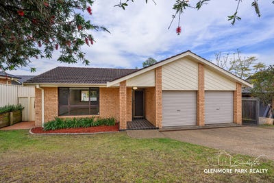 /international/au/10-bluebell-close-glenmore-park-nsw-152548944/
