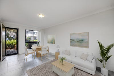 /international/au/28-160-bagnall-street-ellen-grove-qld-148646676/