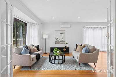 /international/au/16-bowen-street-woodend-vic-151268544/