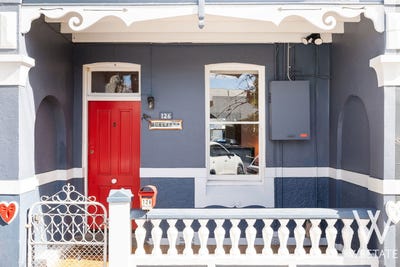 /international/au/126-keppel-street-bathurst-nsw-151595324/