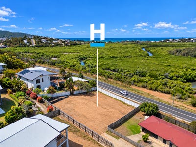 /international/au/12-naomi-drive-taroomball-qld-204683680/