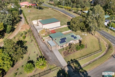 /international/au/1-3-oakleigh-court-woodhill-qld-148567236/