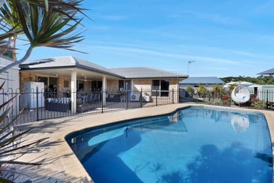 /international/au/6-hokins-court-glenella-qld-151313804/